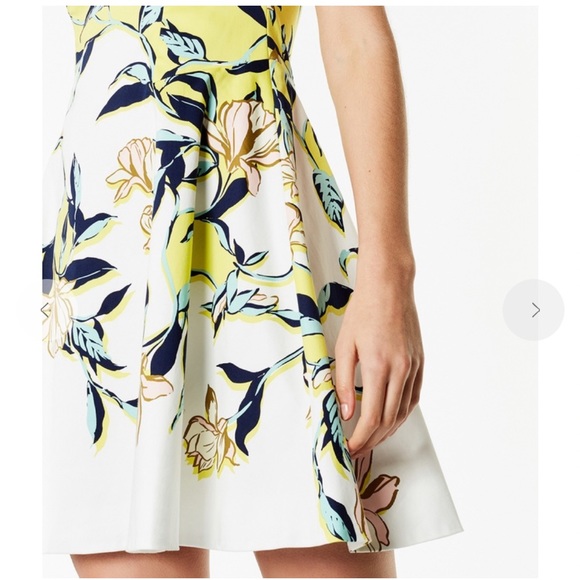 Karen Millen Fit and flare sleeveless Floral Print Dress multi yellow - Picture 5 of 13